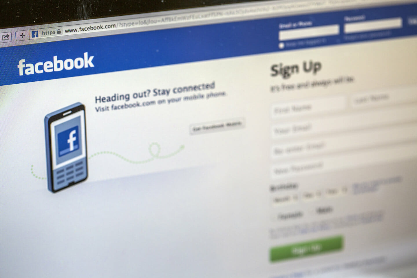 a screenshot of the login/register page of Facebook.